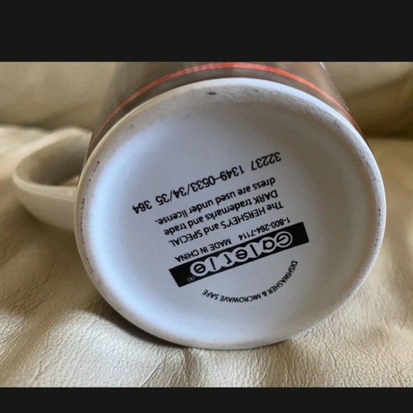 Vintage Hershey’s Chocolate Coffee Mug Drinking Cup Dark Mildly Sweet Chocolate - Picture 8 of 8